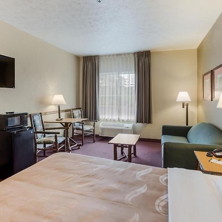 Quality Inn & Suites Big Stone Gap エクステリア 写真
