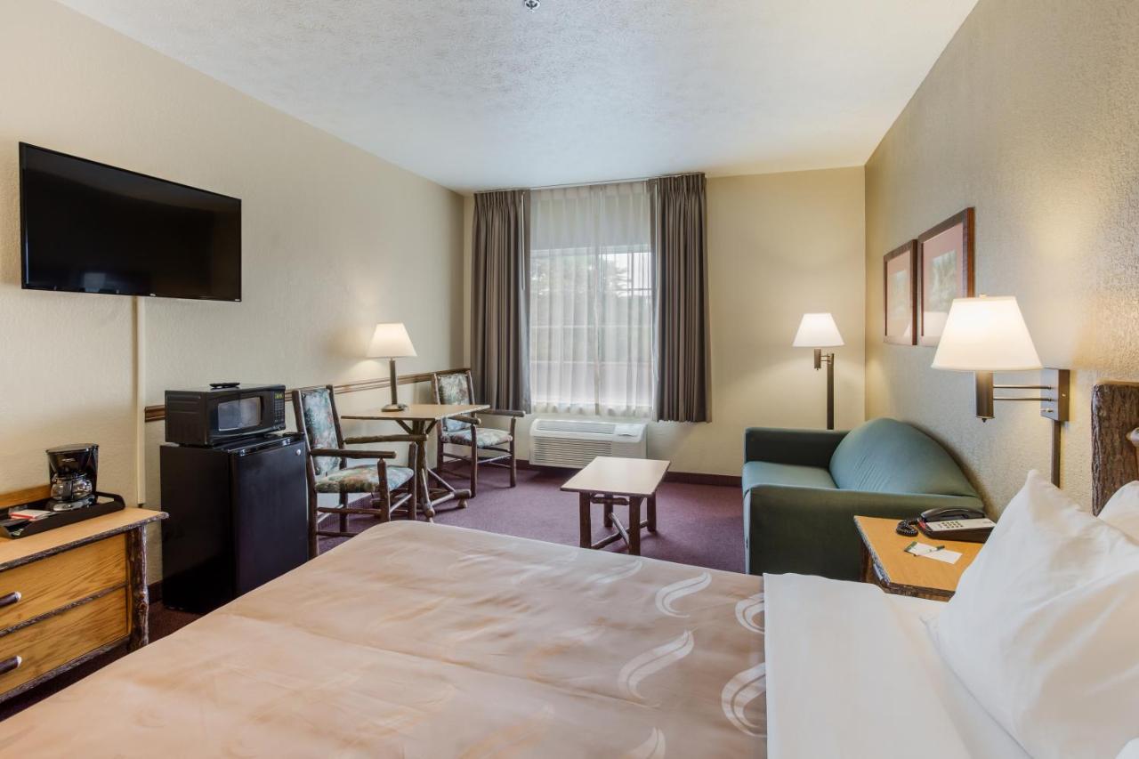 Quality Inn & Suites Big Stone Gap エクステリア 写真