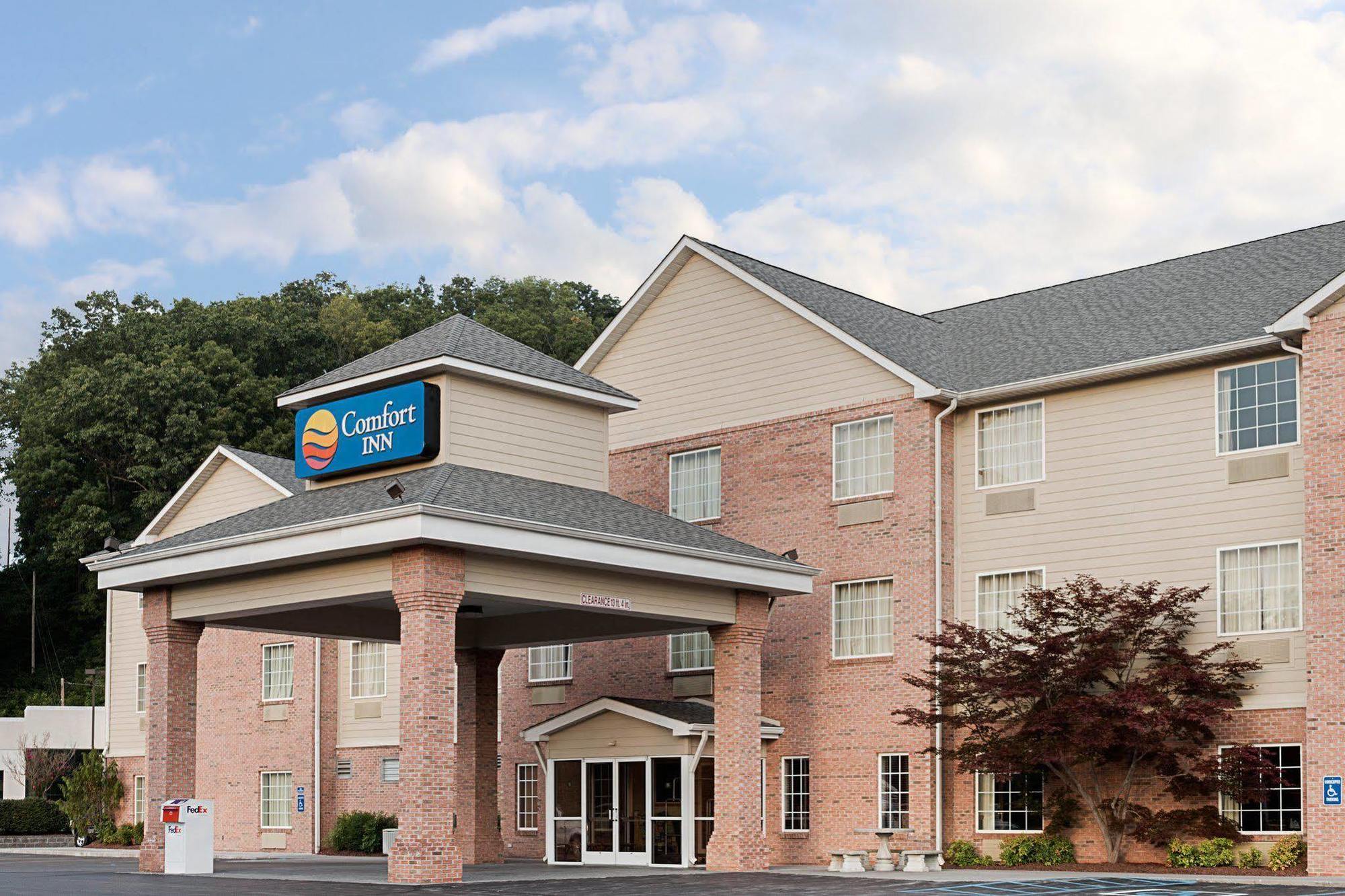Quality Inn & Suites Big Stone Gap エクステリア 写真
